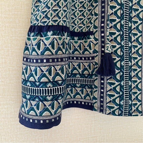 Tommy Bahama Blue Tribal Kiki Print Sleeveless Top, long Tassel Ties, Sm… - Picture 3 of 9